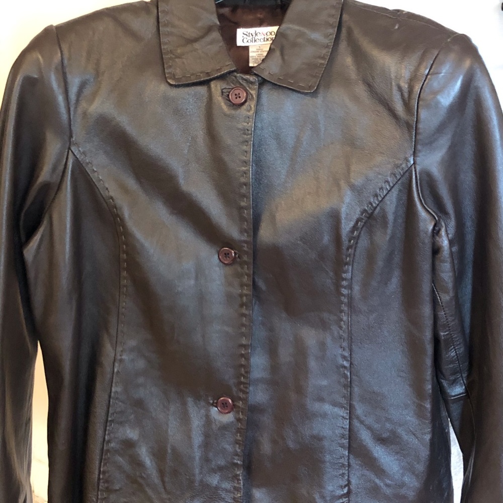 Women’s Dark brown leather jacket
